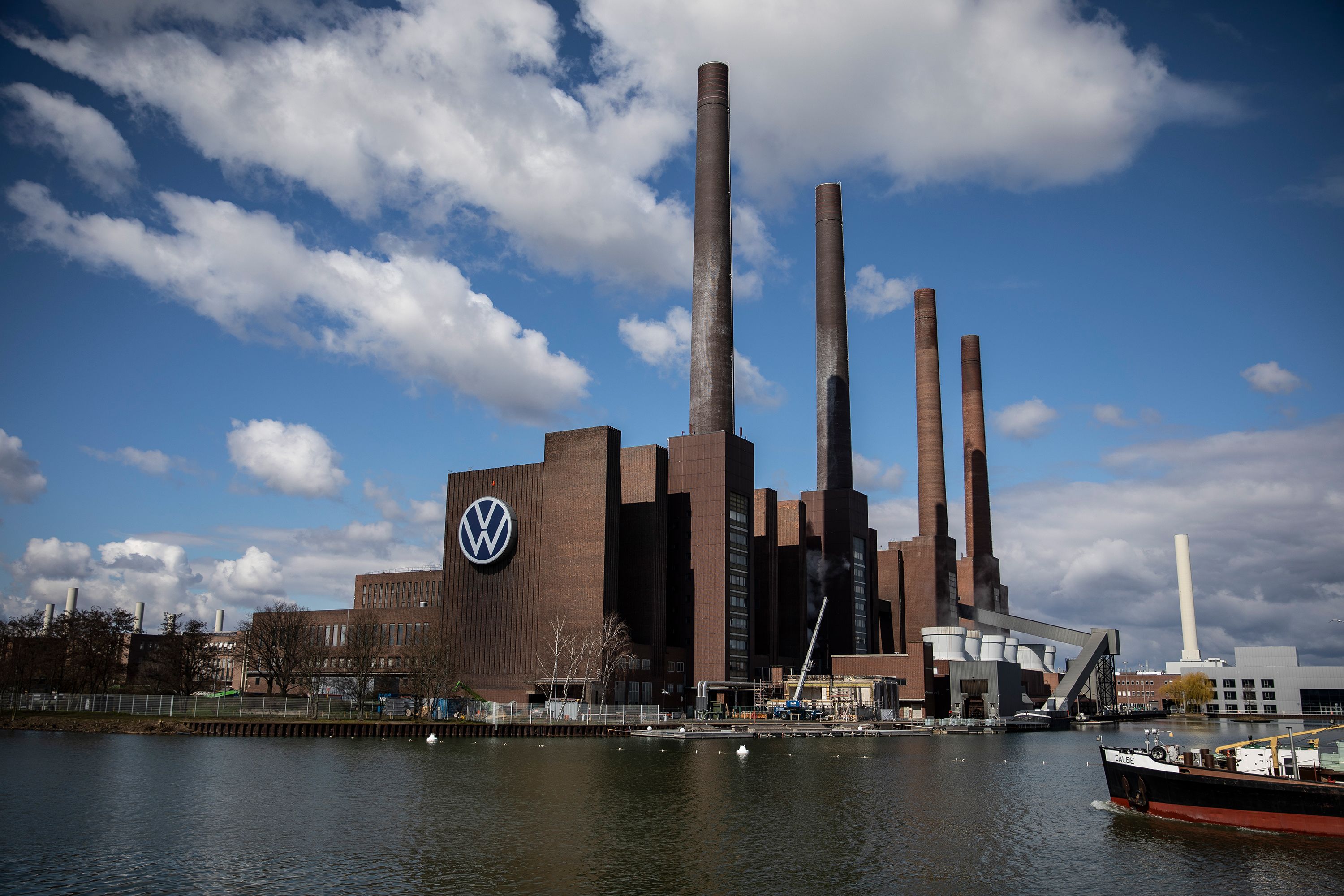 VW.jpg