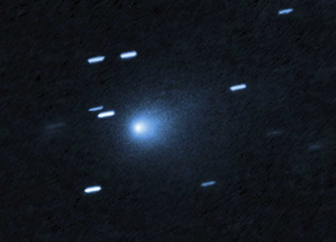Imagen difundida por NASA/Agencia Espacial Europea que muestra una imagen captada por el telescopio Hubble del cometa 3I/ATLAS el 21 de julio del 2025, cuando el cometa estaba a 277 millones de millas de la Tierra. (NASA/Agencia Espacial Europea via AP)