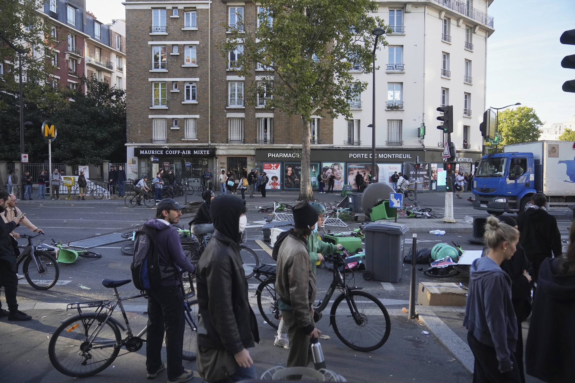 Protesters block a street during the "Bloquons Tout" (Block Everything) protest movement in Paris, Wednesday, Sept. 10, 2025. (AP Photo/Thibault Camus)