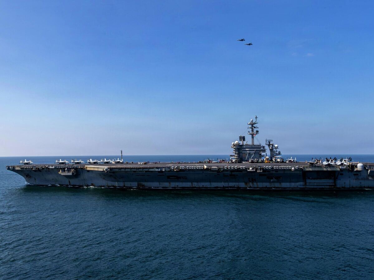 ΗΠΑαεροπλανοφόρο.jpg