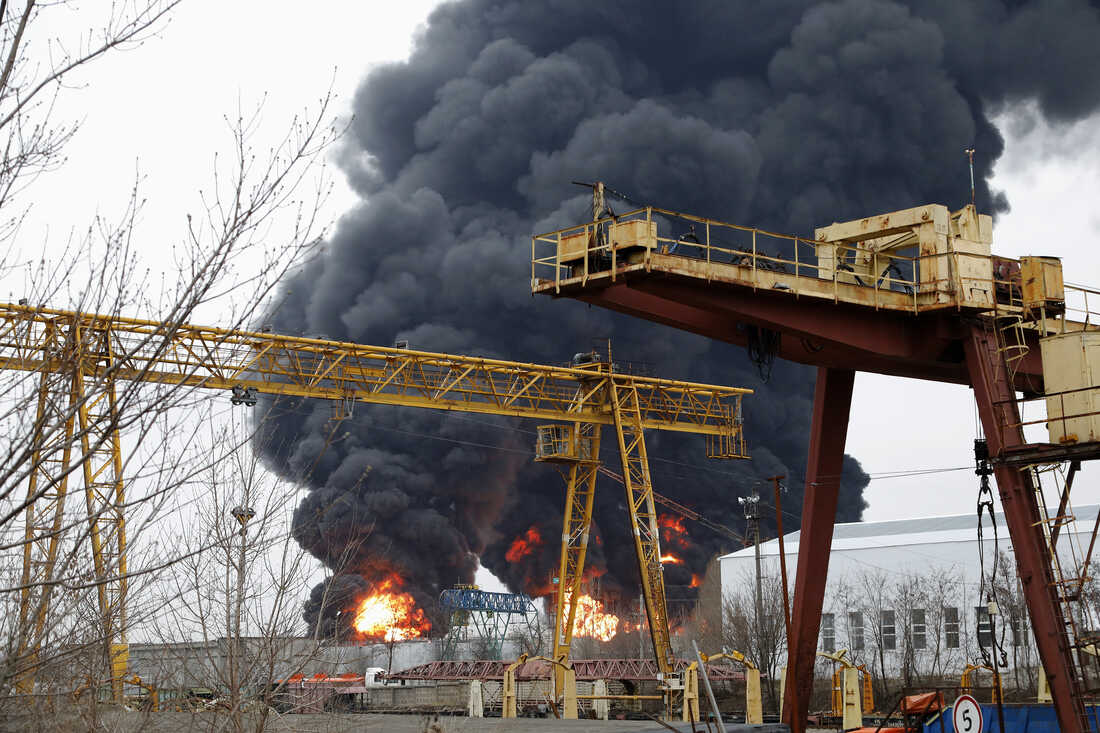 BELGOROD, RUSSIA - APRIL 1 : An image of damage after Regional Governor Vyacheslav Gladkov says that helicopters of the Ukrainian Army hit the oil refinery in Belgorod, Russia on April 1, 2022. (Photo by Stringer/Anadolu Agency via Getty Images)